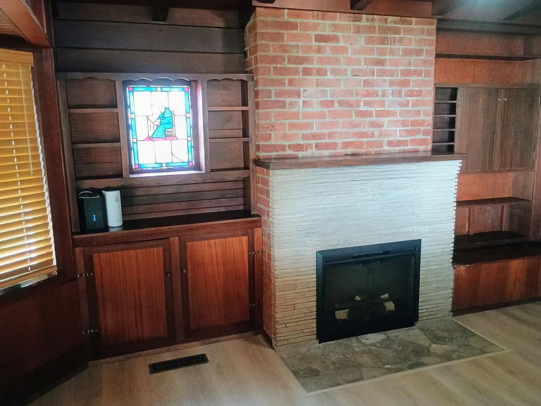 Den (Or Third Bedroom Or Office)