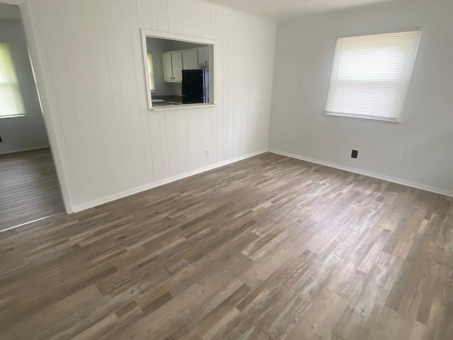 2090 Shelby Dr — Photo 3