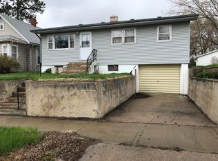 111 S Washington Ave, Pierre, SD 57501