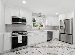 8 Oak St, Netcong Boro, NJ 07857