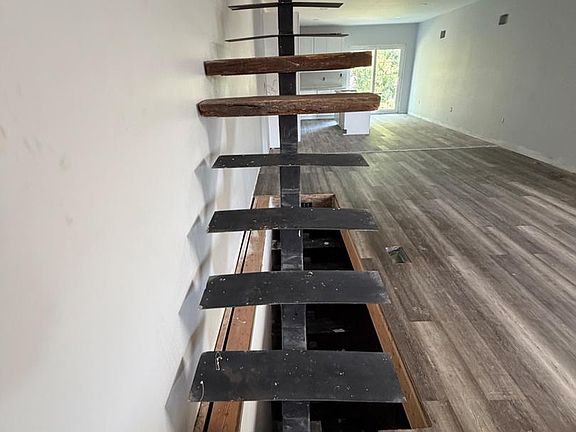 4th image of 243 Cherry St #710