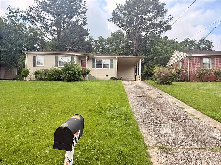 3151 Bluebird Ln — Photo 2
