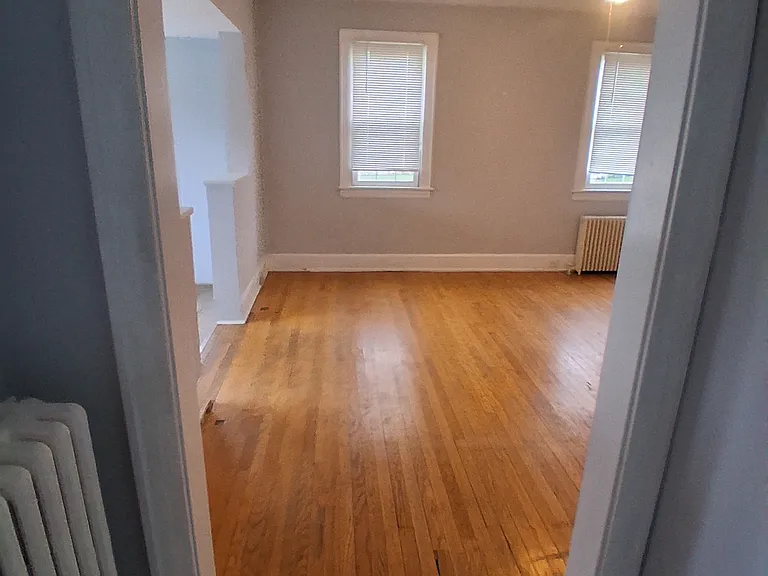 1765 Linwood Ave #1 — Photo 4