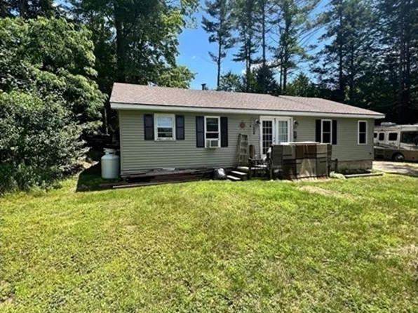 79 W Lake Rd, Fitzwilliam, NH 03447
