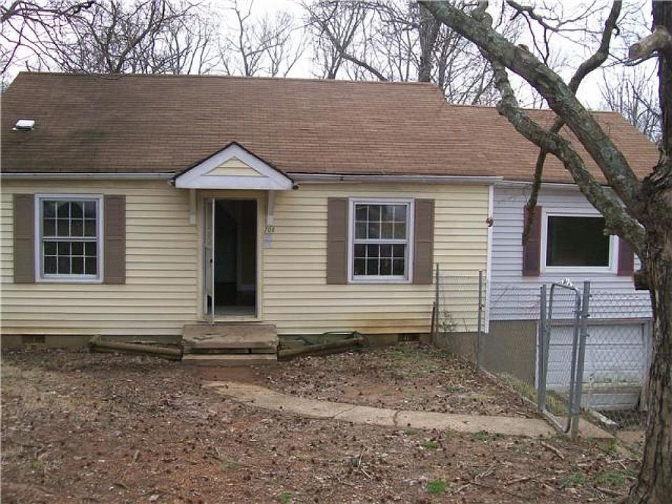 1st image of 708 McGraw St