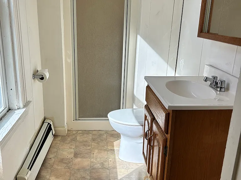 124 Essex St #2 — Photo 9