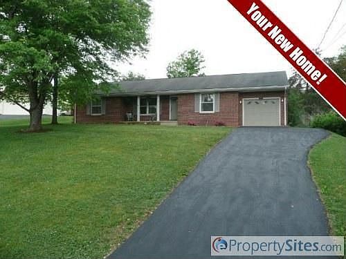 1st image of 32 Windsor Ln