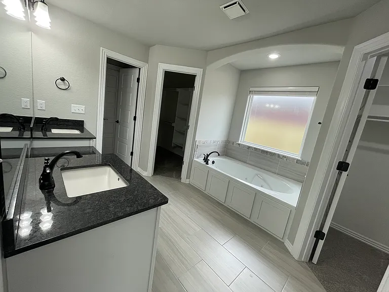 Master bath entrance
