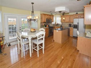 221 Meadow Spring Rd, Greensburg, PA 15601