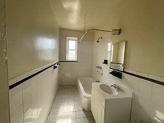 Rented by SpaceReqs LLC