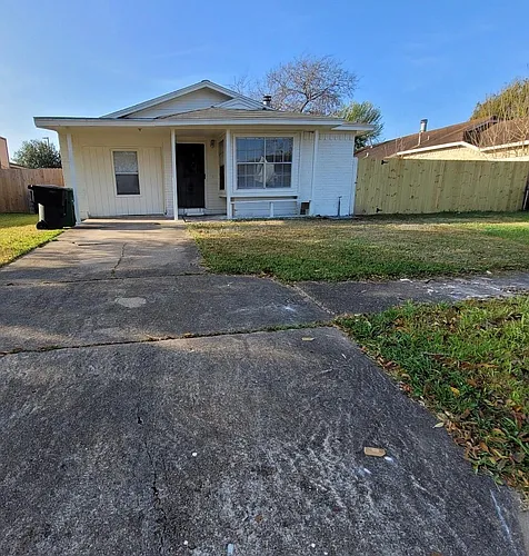 5543 Ambern Dr Photo 1