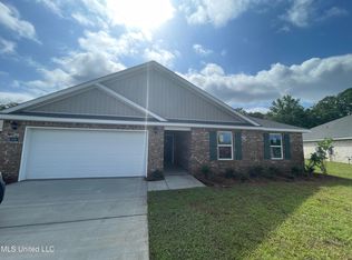 1038 Enclave Cir, Long Beach, MS 39560
