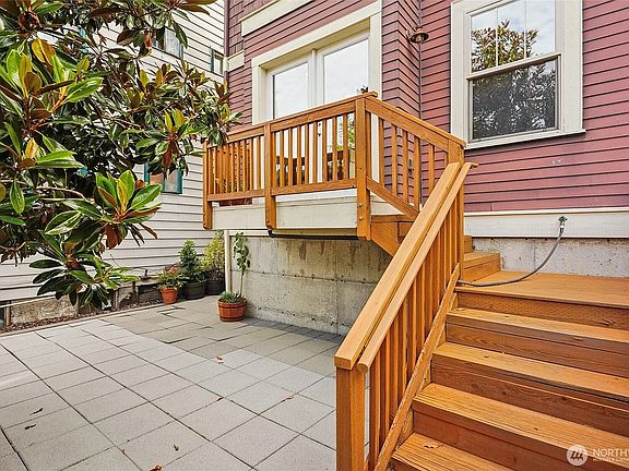 3rd image of 527 11th Ave E #527B
