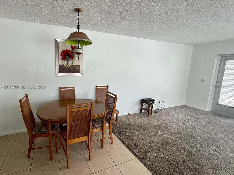 31 Windsor Dr #31-B — Photo 3