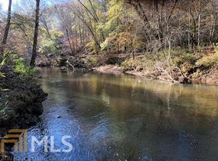 645 Sherwood Dr, Clarkesville, GA 30523
