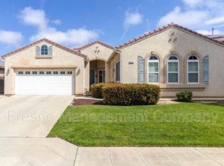2870 E Powers Ave, Fresno, CA 93720