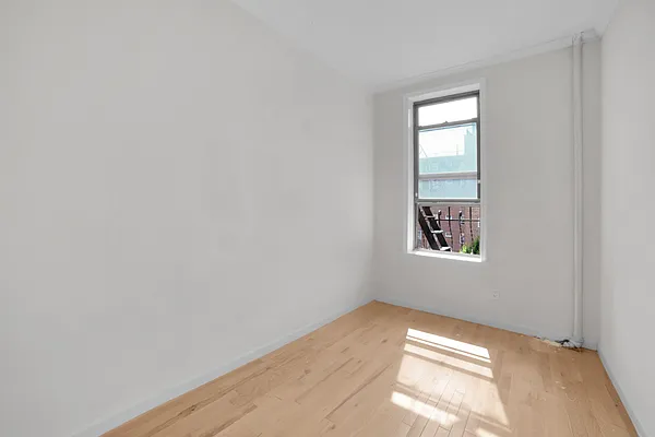 Rented by HH Property Management Services LLC | media 11