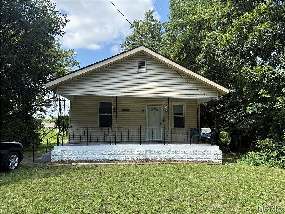 1st image of 1105 Upper Cahokia Rd