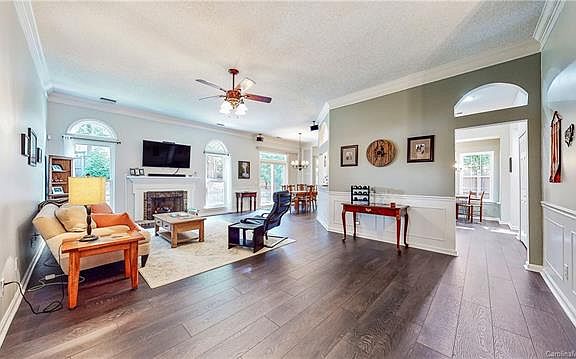 5th image of 6510 Harburn Forest Dr