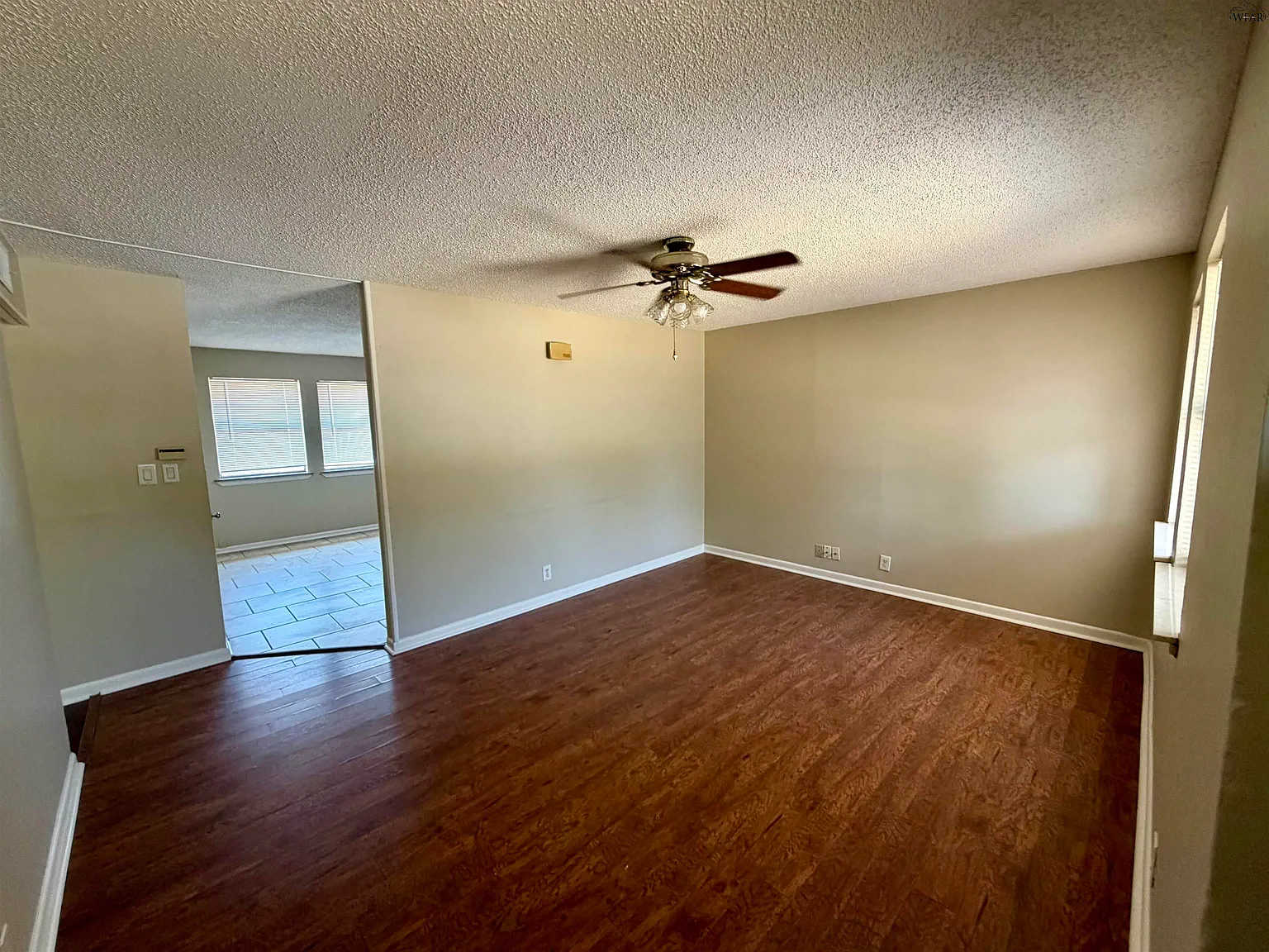 3 bed, 1.5 bath, 1081 sqft, $1,475 — Photo 2