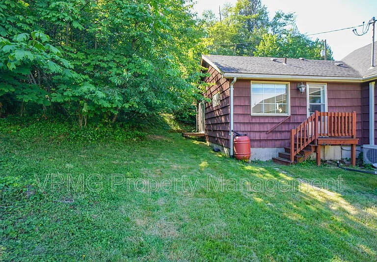 3956 Columbia Heights Rd — Photo 50