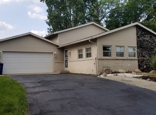 3322 Pine Valley Rd, Columbus, OH 43219