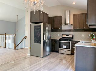 18 Arlington Dr, Howell, NJ 07731