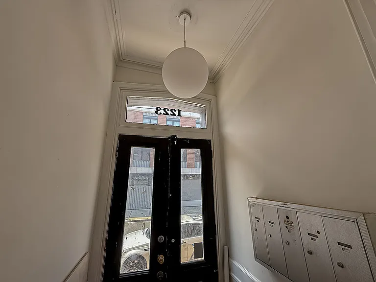 1223 N Franklin St #2R — Photo 22