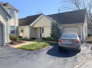 67 Poplar Pl, Freehold, NJ 07728