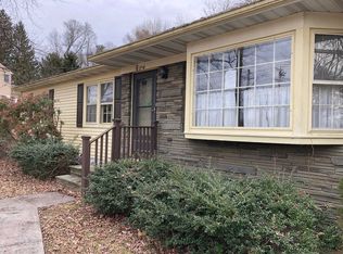 214 Spackenkill Rd, Poughkeepsie, NY 12603