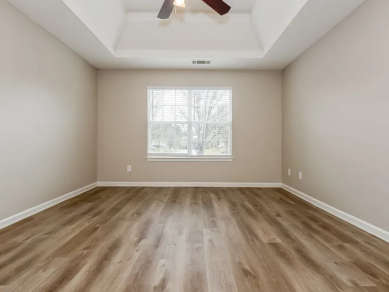 5467 Sapphire Cir — Photo 8