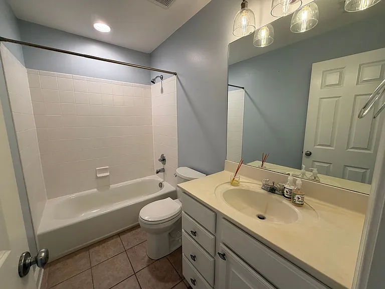 91 Screven St #309D — Photo 16
