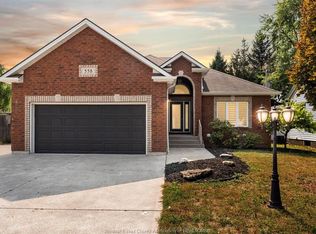 558 Reaume Rd, Lasalle, ON N9J1B4