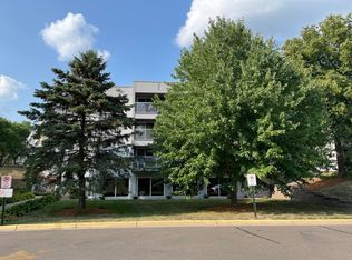 175 County Road B2 E #E426, Saint Paul, MN 55117