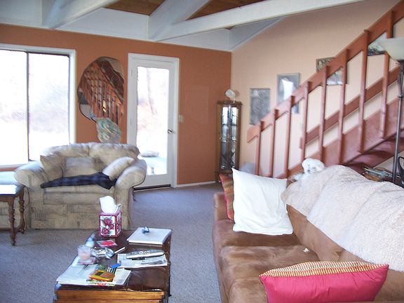 4th image of 5014 NE Canal Ln