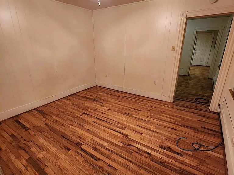 1304 Virginia Ave #2 — Photo 8