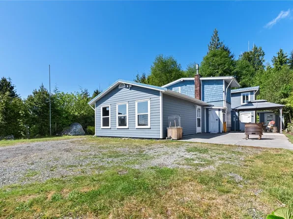 1065 7th Ave, Ucluelet, BC V0R 3A0