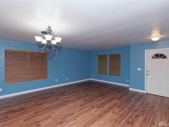 2nd image of 18437 95th Avenue Ct E