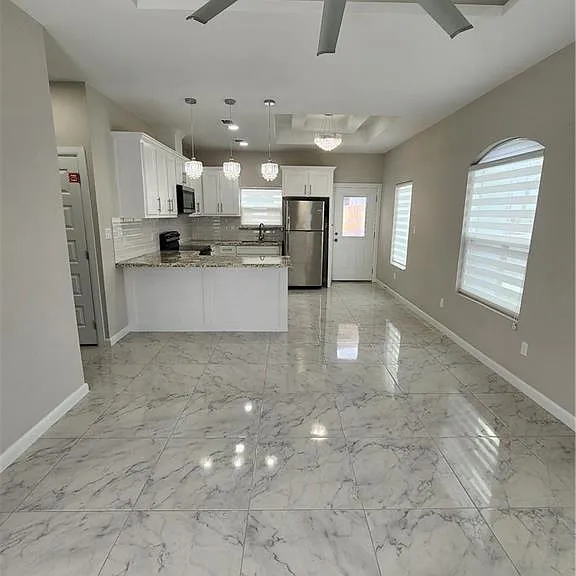 1018 N Woodson Ave #2 — Photo 2