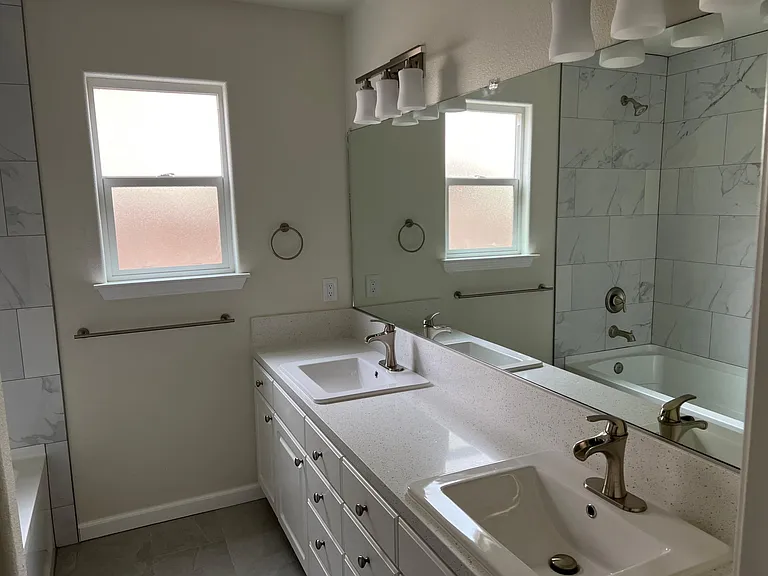 182 Newport Ave — Photo 5