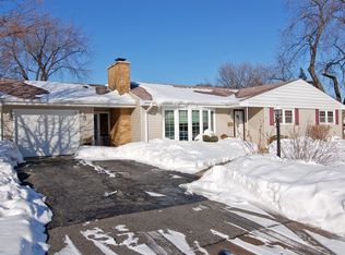 514 Betty Ln, Lansing, IL