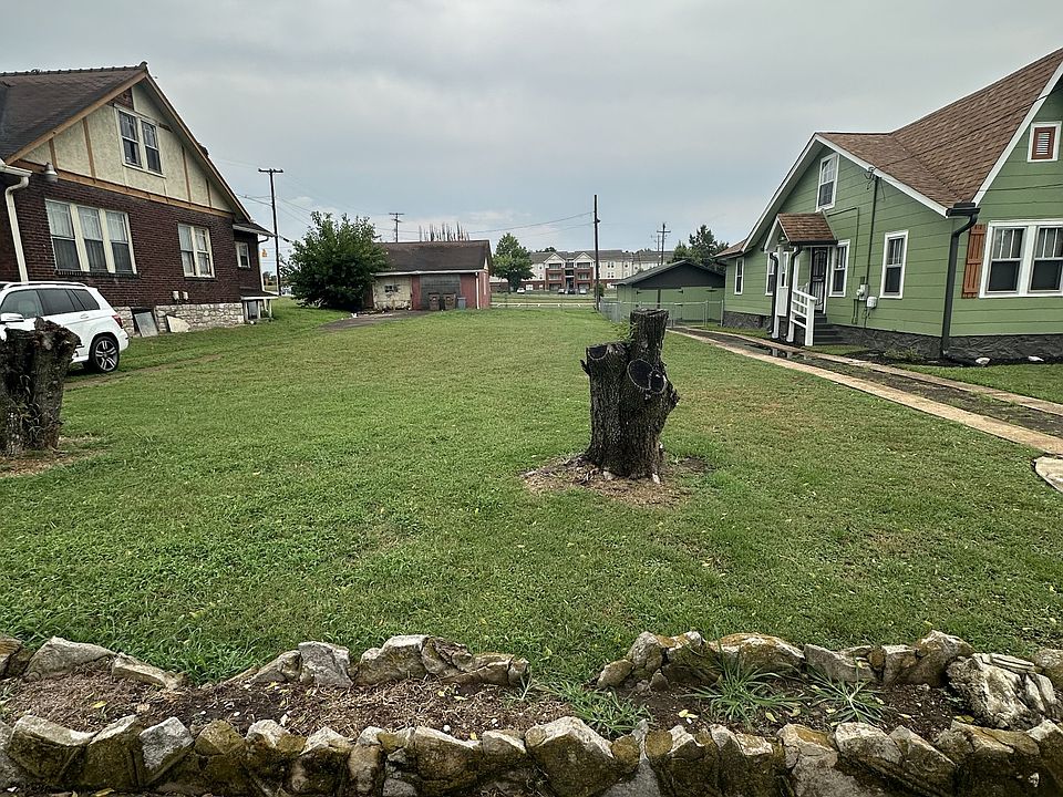 1st image of 2722 Scovel St