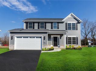 10 Northfield Ln, Lancaster, NY 14086