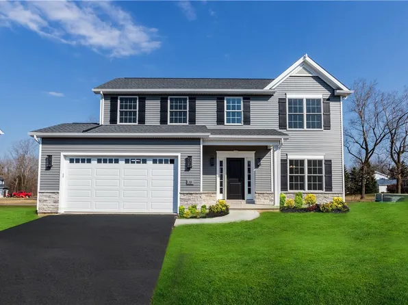 10 Northfield Ln, Lancaster, NY 14086