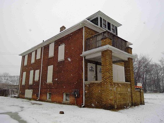 7056 Holmes