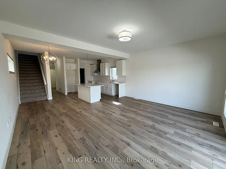 1612 Capri Cres #UPPER — Photo 15