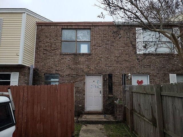 1st image of 206 Ann Cir Unit 3