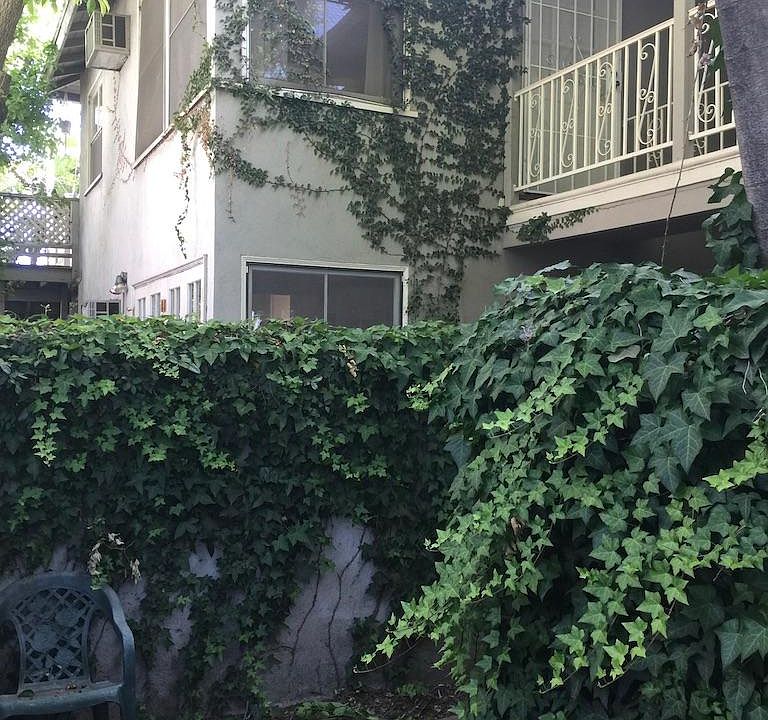 1st image of 12924 Burbank Blvd #2