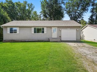 7019 Hiawatha Dr, Wonder Lake, IL