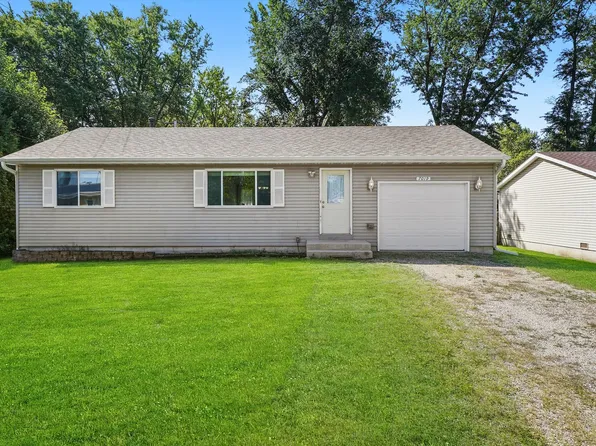 7019 Hiawatha Dr, Wonder Lake, IL 60097